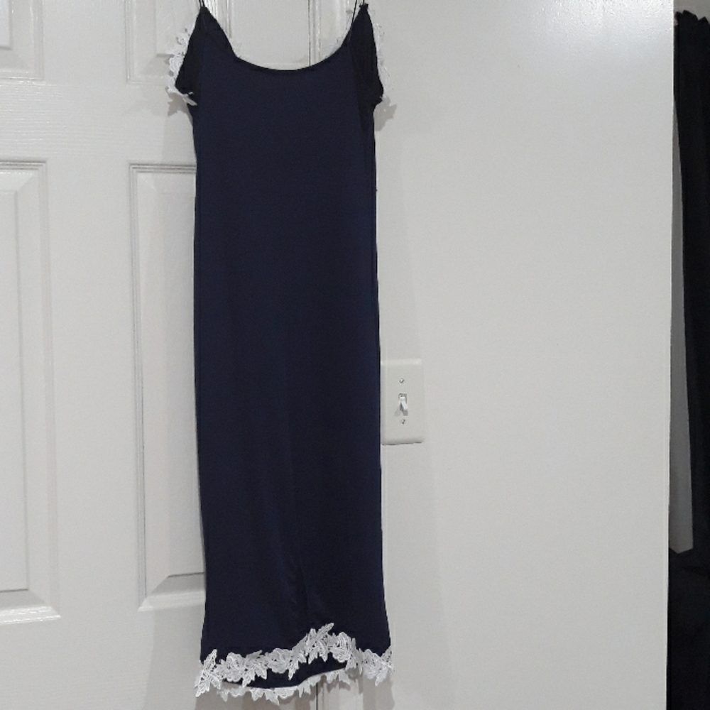 GORGEOUS CAMISOLE DRESS - Picture 2 of 4